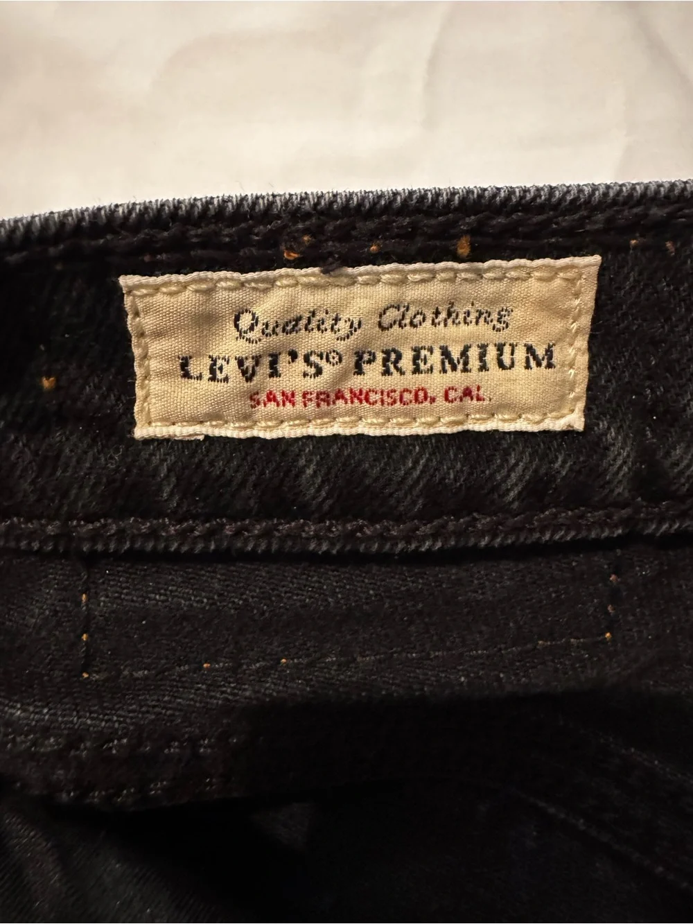 Levi’s Black High-Rise Denim Ribcage Shorts Size 25